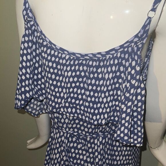 AVENUE  Blue and White Patterned Dress - Picture 5 of 6